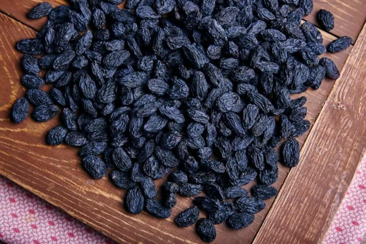قیمت کشمش آفتابی تاکستان بررسی کیفیت، کاربرد و عوامل موثر بر نرخ